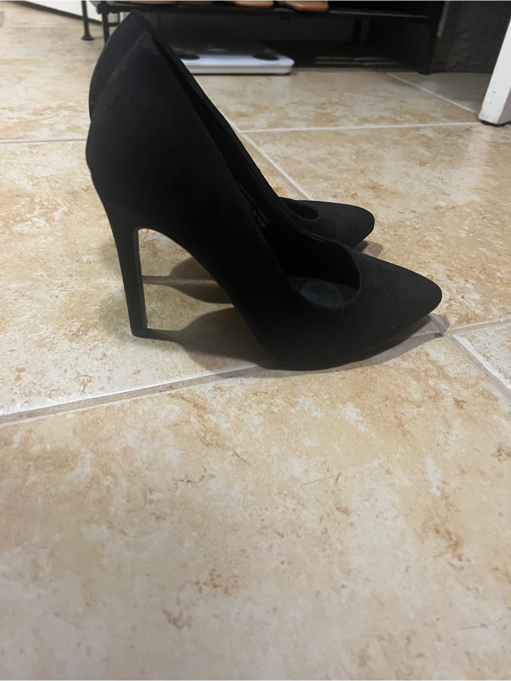 torrid Black Pointed-Toe Suede Pumps